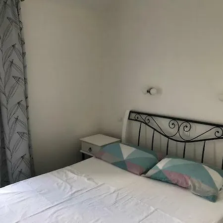 Helena Apartamento *